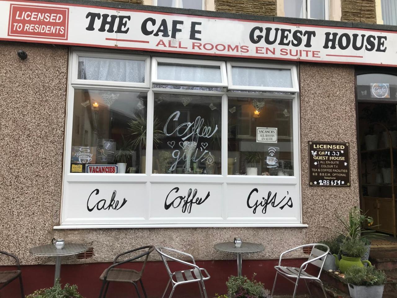 The Cafe Guest House Blackpool Exteriör bild